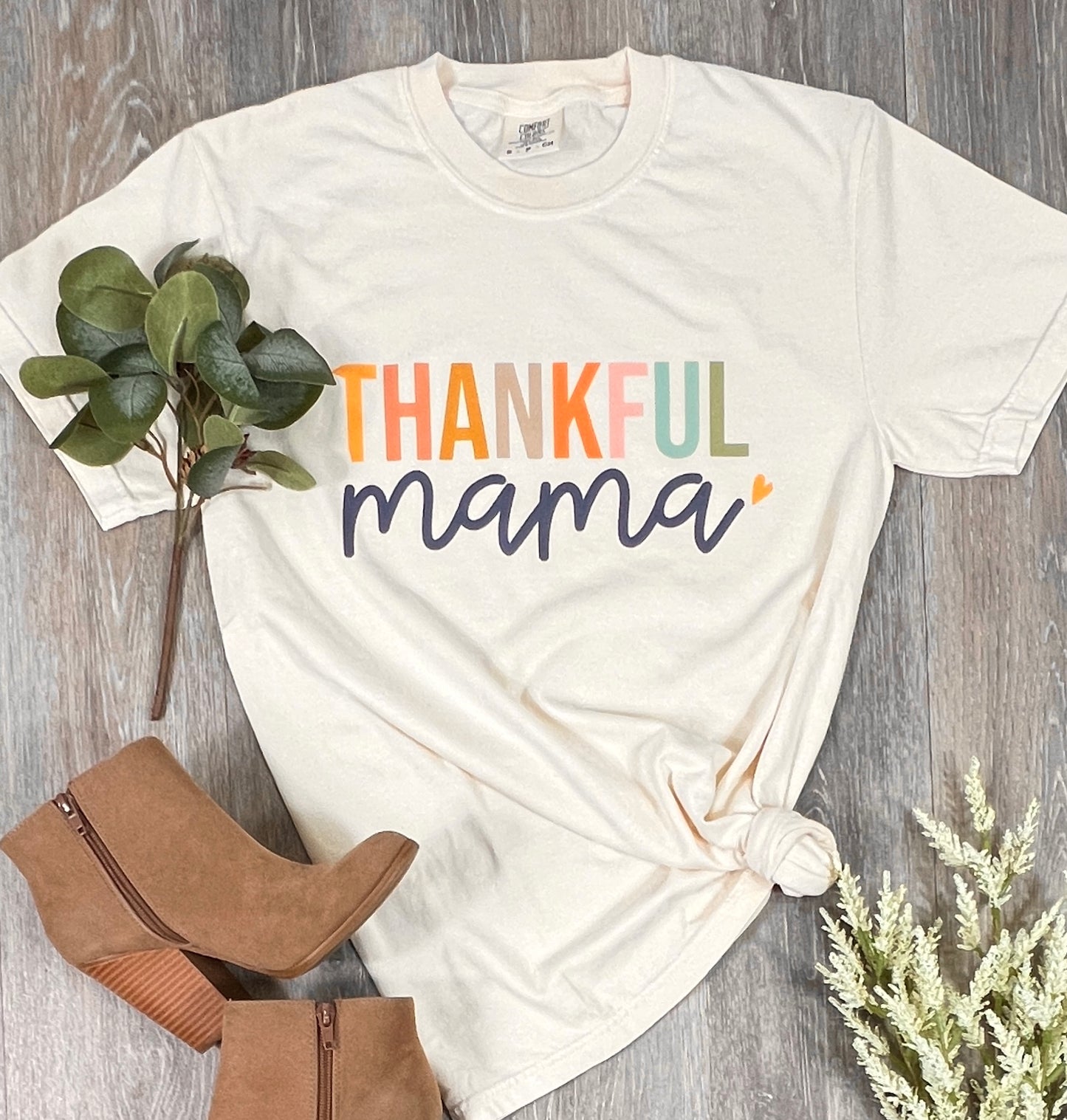 Thankful Mama Graphic Top